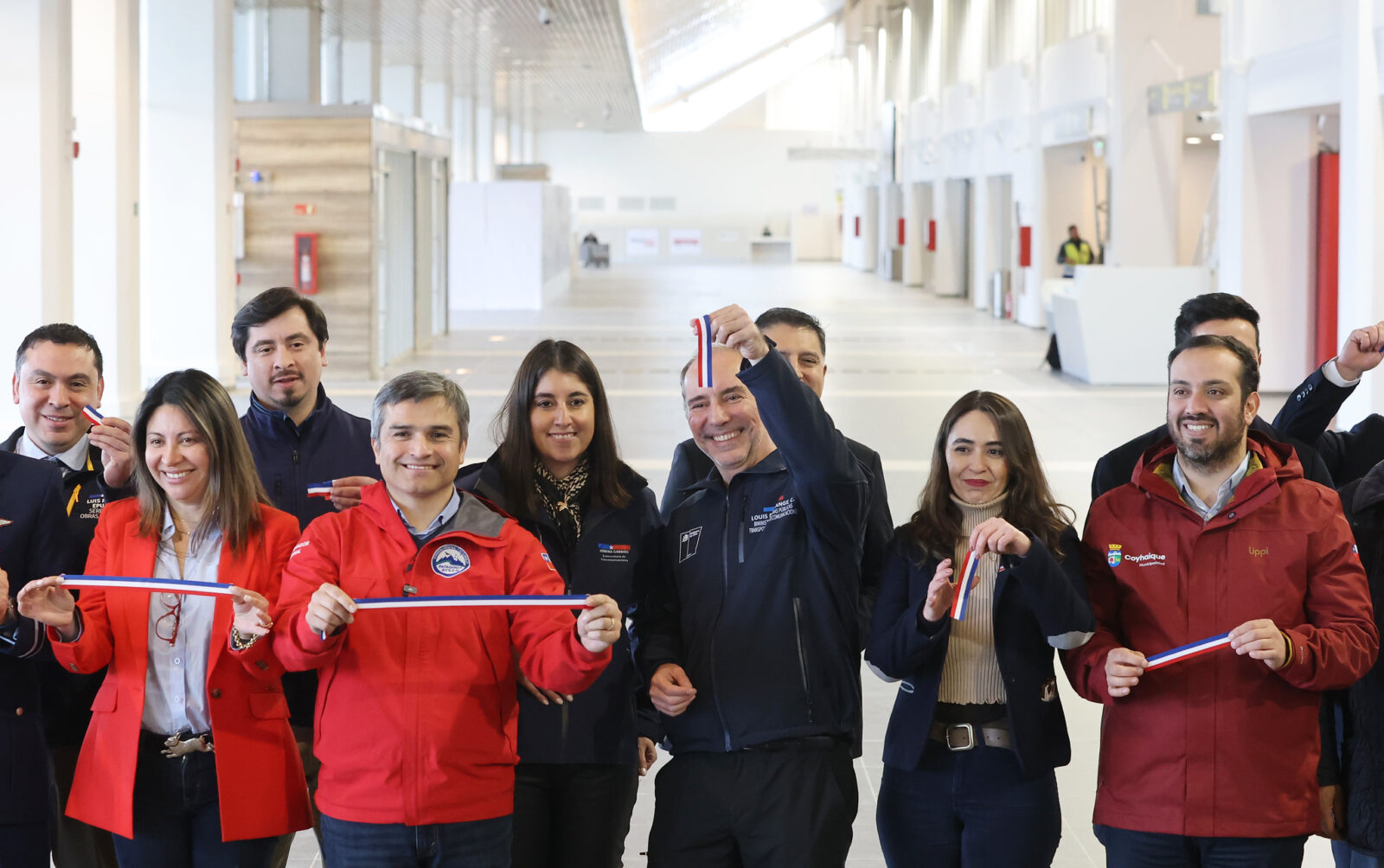 Nuevo terminal del Aeropuerto de Balmaceda fue entregado y podrá recibir a más de un millón de pasajeros al año