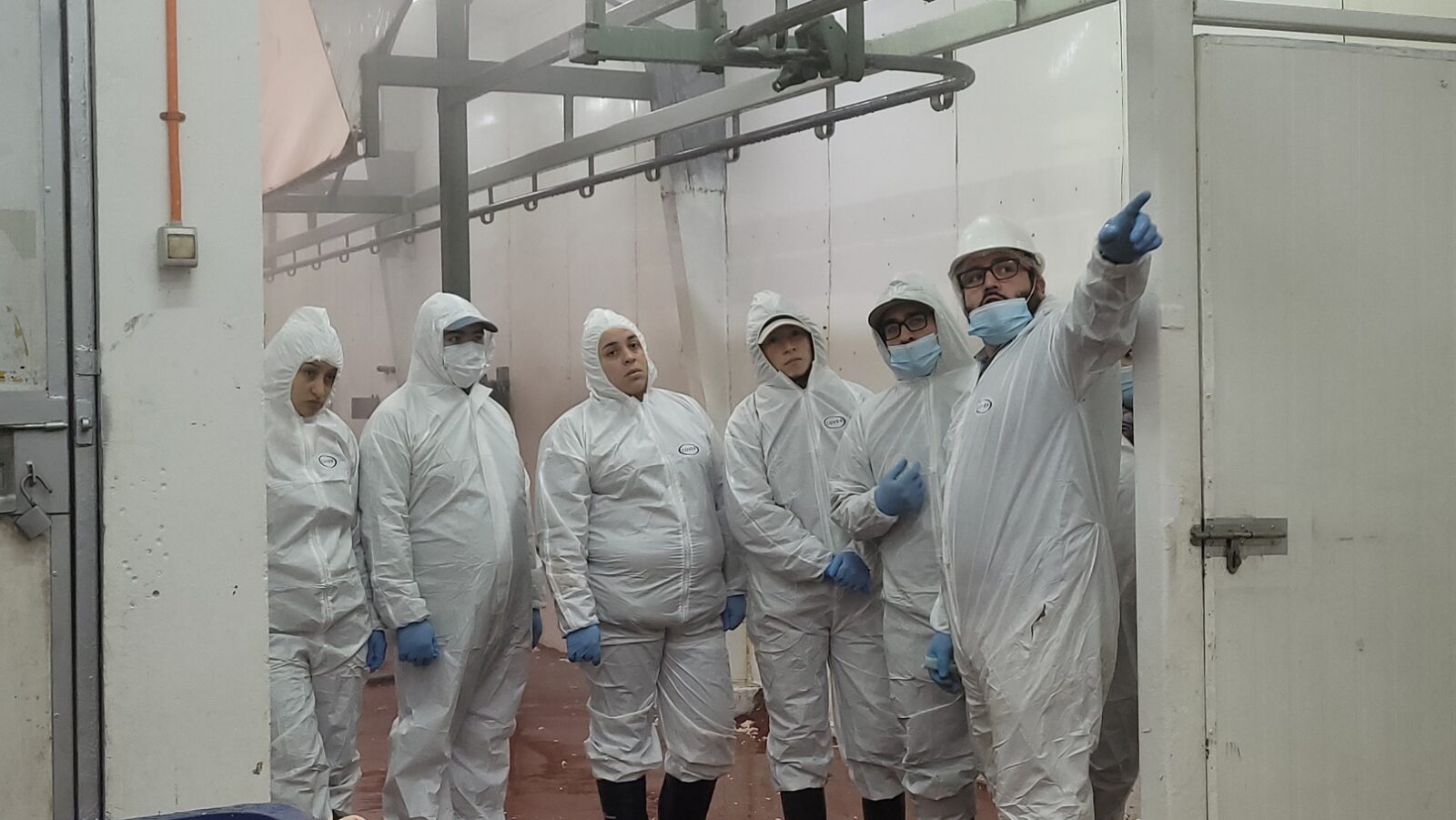 Estudiantes de Ingeniería Agrícola de INACAP realizaron visita a planta faenadora Río Pangal en Aysén