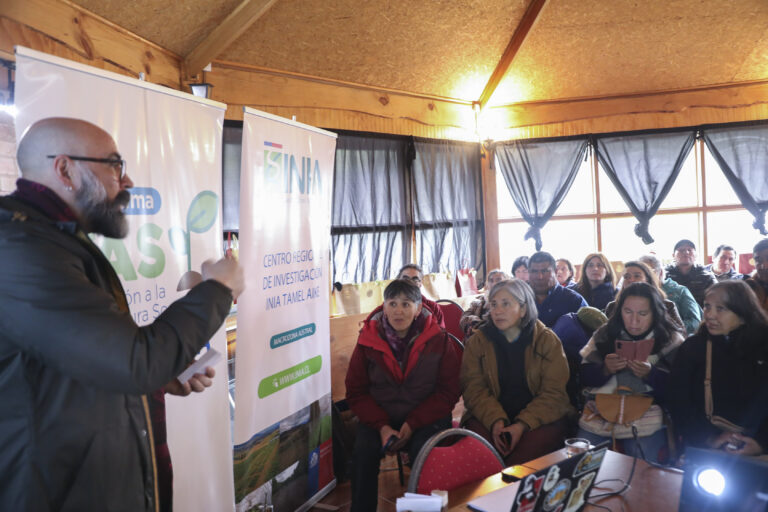 Productores de Coyhaique y Río Ibáñez abordan prácticas para avanzar hacia una agricultura más sostenible