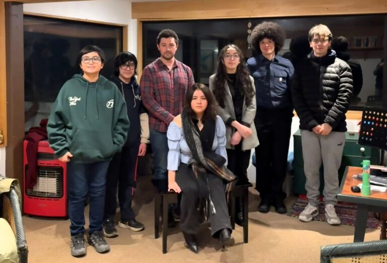Estudiantes del Conservatorio Coyhaique obtienen cuatro reconocimientos en competencia nacional de piano Estudiantes del Conservatorio Coyhaique obtienen cuatro reconocimientos en competencia nacional de piano