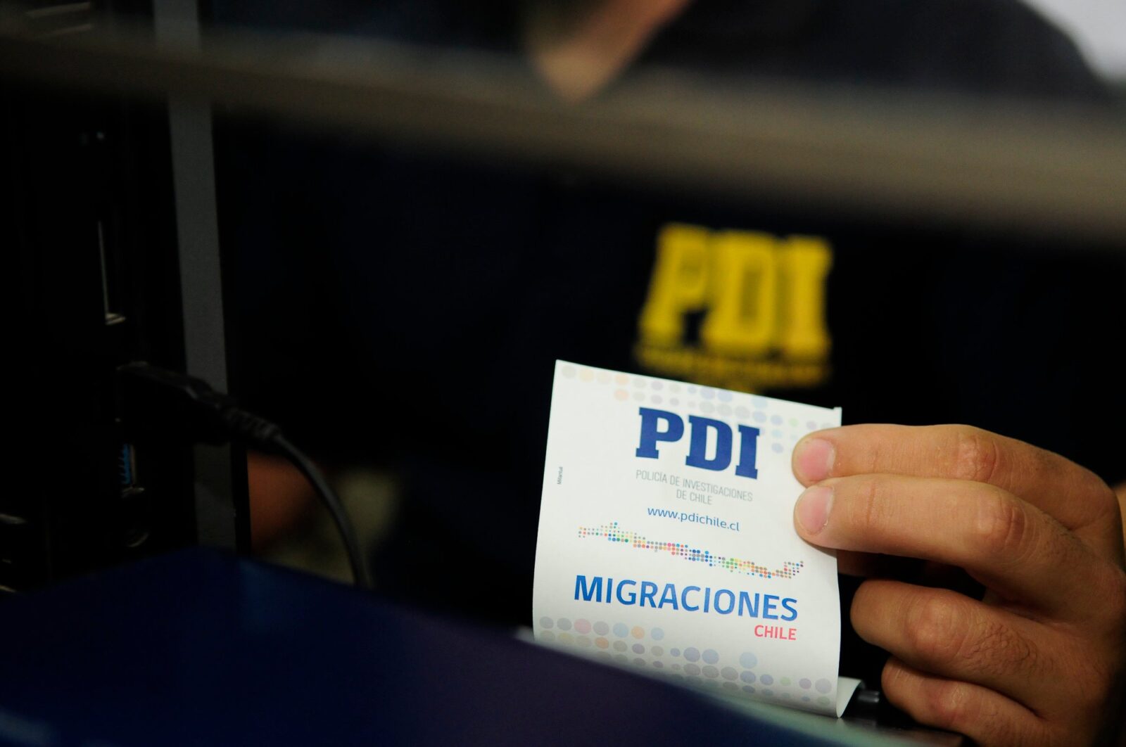 ¿Viajas a Argentina este 18? PDI recuerda documentos y trámites para cruzar desde Aysén ¿Viajas a Argentina este 18? PDI recuerda documentos y trámites para cruzar desde Aysén
