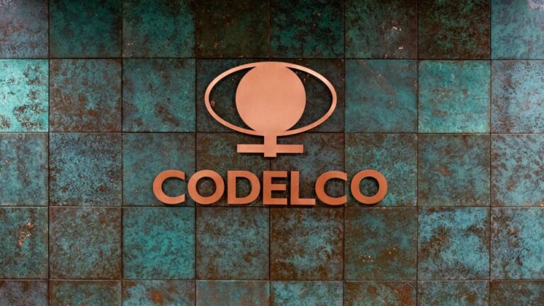 Codelco investiga posible duplicidad en cifras de producción de Ministro Hales y Salvador entre 2024 y 2025