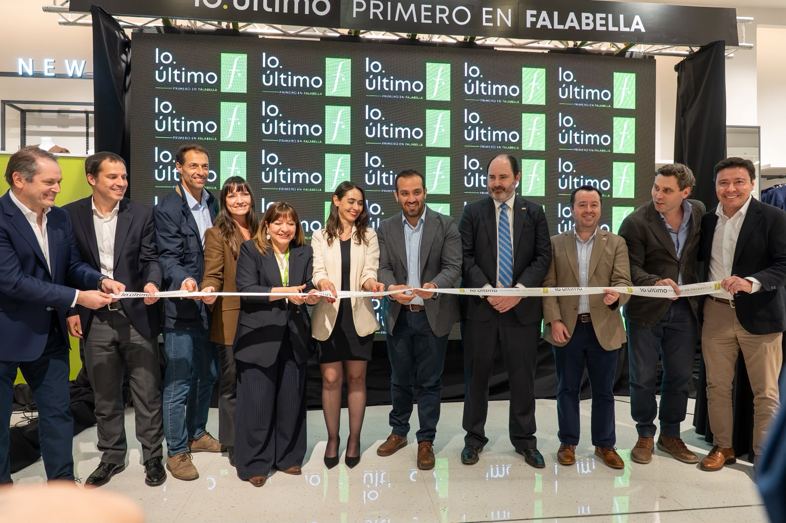 Falabella ya está en Coyhaique: ¿qué cambia con su llegada al comercio de la capital regional? Falabella ya está en Coyhaique: ¿qué cambia con su llegada al comercio de la capital regional?