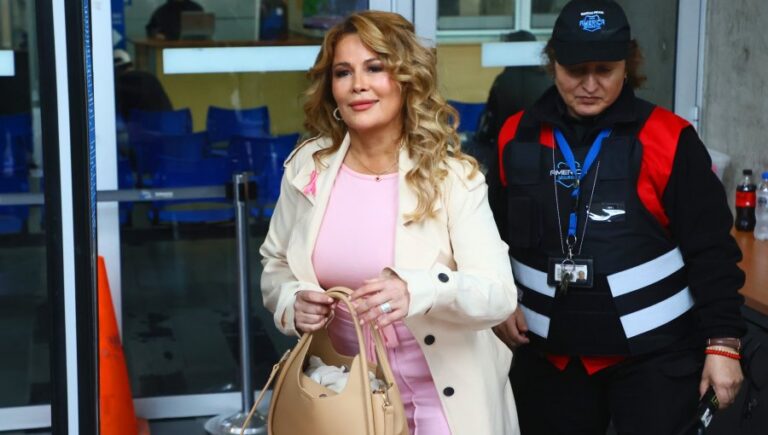 Juez se inhabilita y preparación de juicio oral contra Cathy Barriga queda postergada para el 19 de octubre