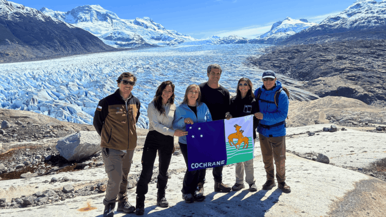 Cochrane busca desarrollar el turismo en el glaciar Colonia y lago Cachet: proponen estudio para evaluar accesos y seguridad
