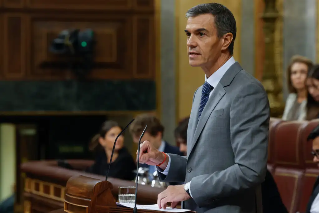 Pedro Sánchez adelanta las elecciones generales en España al 29 de noviembre tras disolver las Cortes