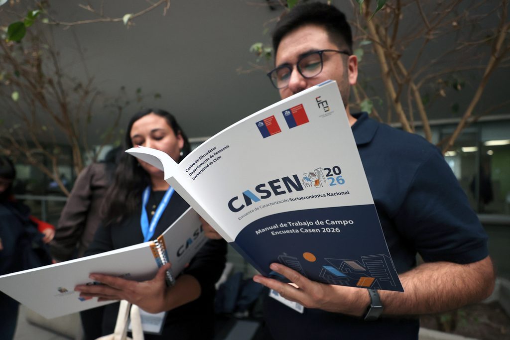 Gobierno inicia Encuesta Casen 2026 sin cambios importantes en su metodología pese a cuestionamientos previos de Kast