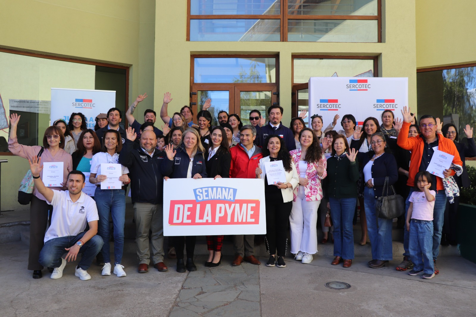 Más de 30 emprendedores y organizaciones de Aysén reciben subsidios de Sercotec para fortalecer sus actividades Más de 30 emprendedores y organizaciones de Aysén reciben subsidios de Sercotec para fortalecer sus actividades