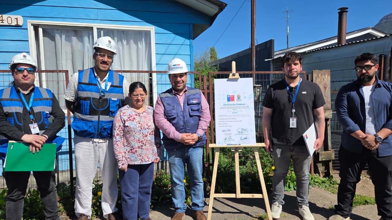 Tres familias de Puerto Aysén tendrán nuevas viviendas: obras comenzarán en Ribera Sur y Ribera Norte Tres familias de Puerto Aysén tendrán nuevas viviendas: obras comenzarán en Ribera Sur y Ribera Norte