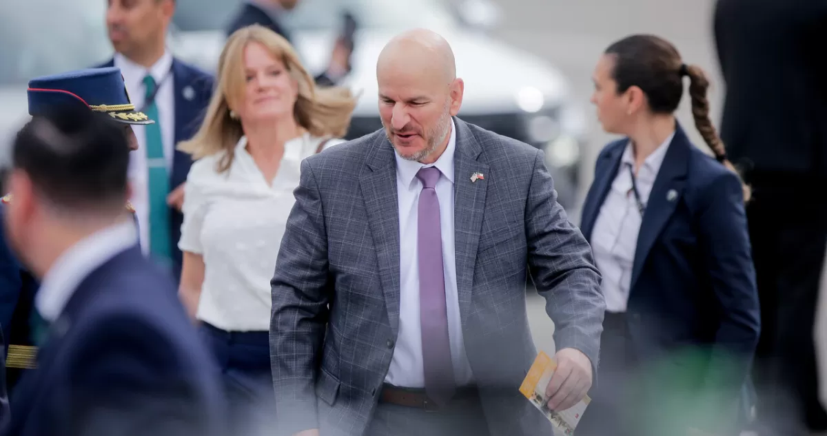 Embajador de Estados Unidos cuestiona reclamación chilena en la Antártica y abre nueva controversia diplomática