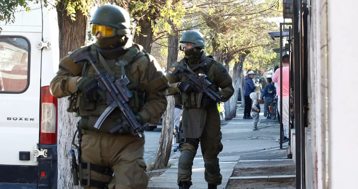 Carabineros comienza a reemplazar las UZI tras recibir cerca de 300 nuevos subfusiles Carabineros comienza a reemplazar las UZI tras recibir cerca de 300 nuevos subfusiles